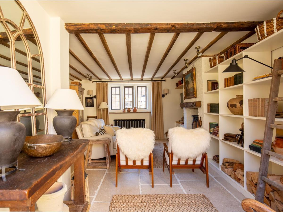 Little Oakley Cottage Sandford St Martin Exteriör bild
