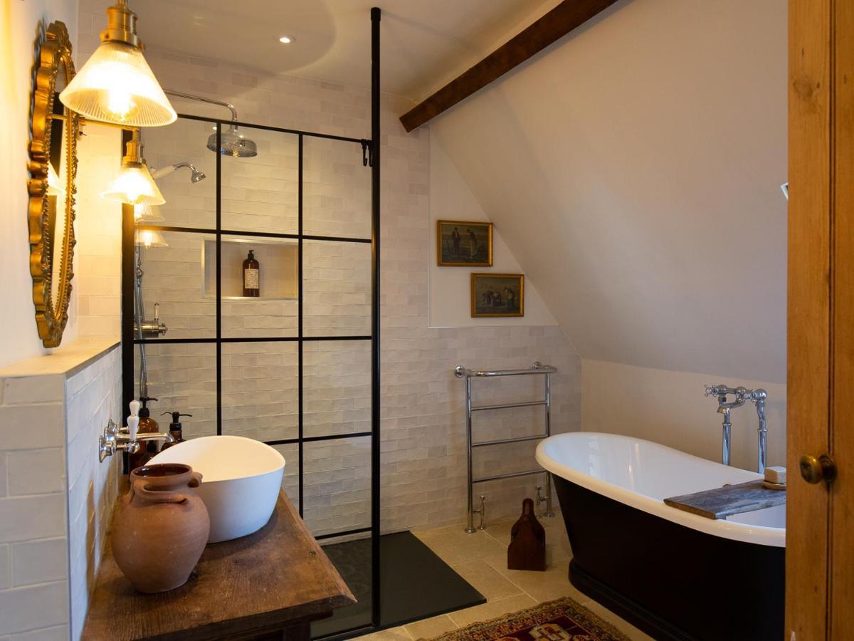 Little Oakley Cottage Sandford St Martin Exteriör bild
